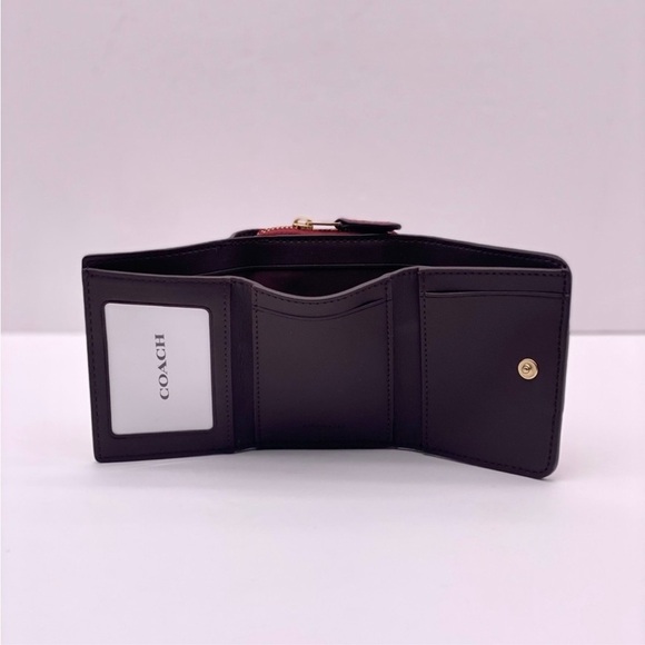 Coach Small Trifold Wallet In Colorblock - Picture 4 of 10